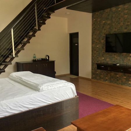 Silvertip Cafe & Homestay Kotagiri Ngoại thất bức ảnh